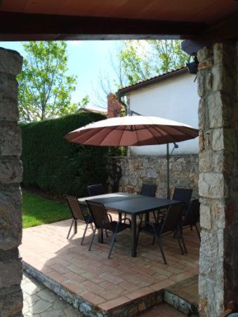 Castle House Rooms, Swimming Pool & Sauna & Tennis Court & Wine Cellar Sežana Exteriér fotografie